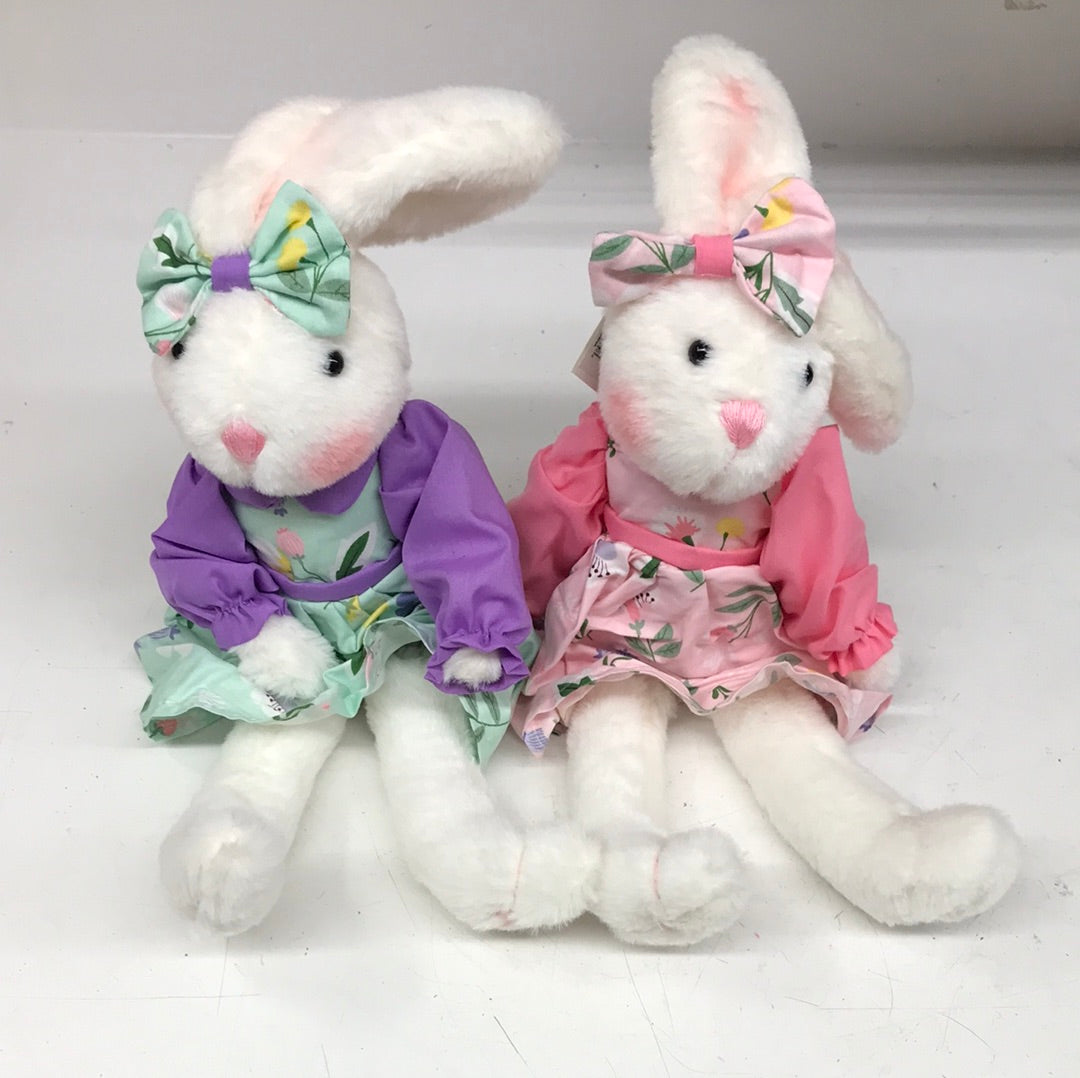 Delton- 18" Sitting Posy Bunny